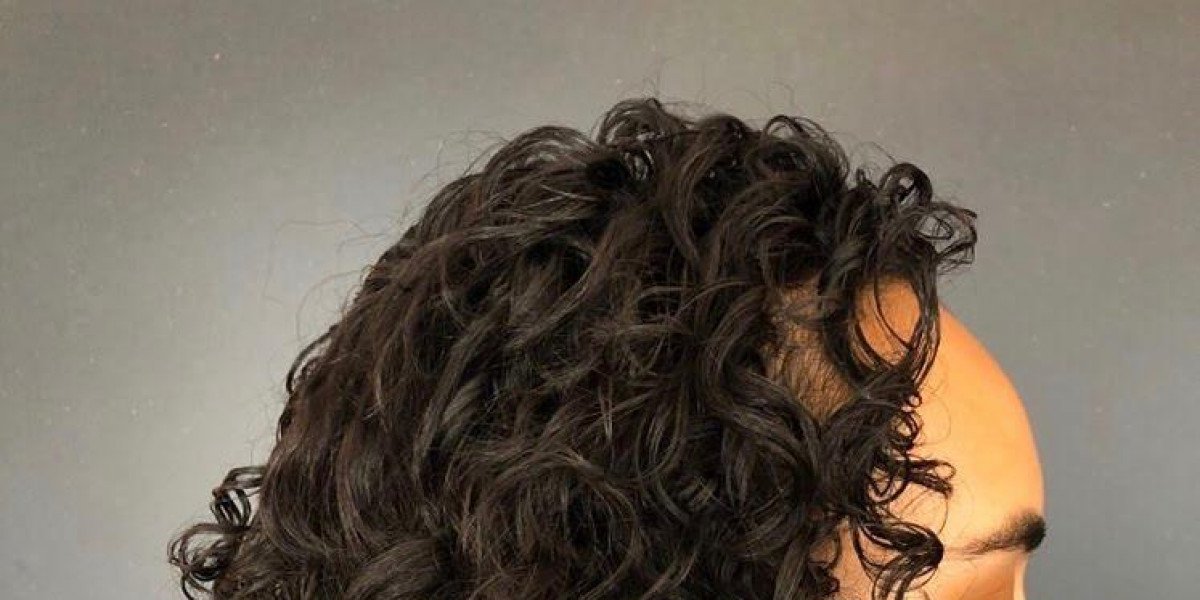 Curly hair with Olaplex Treatment